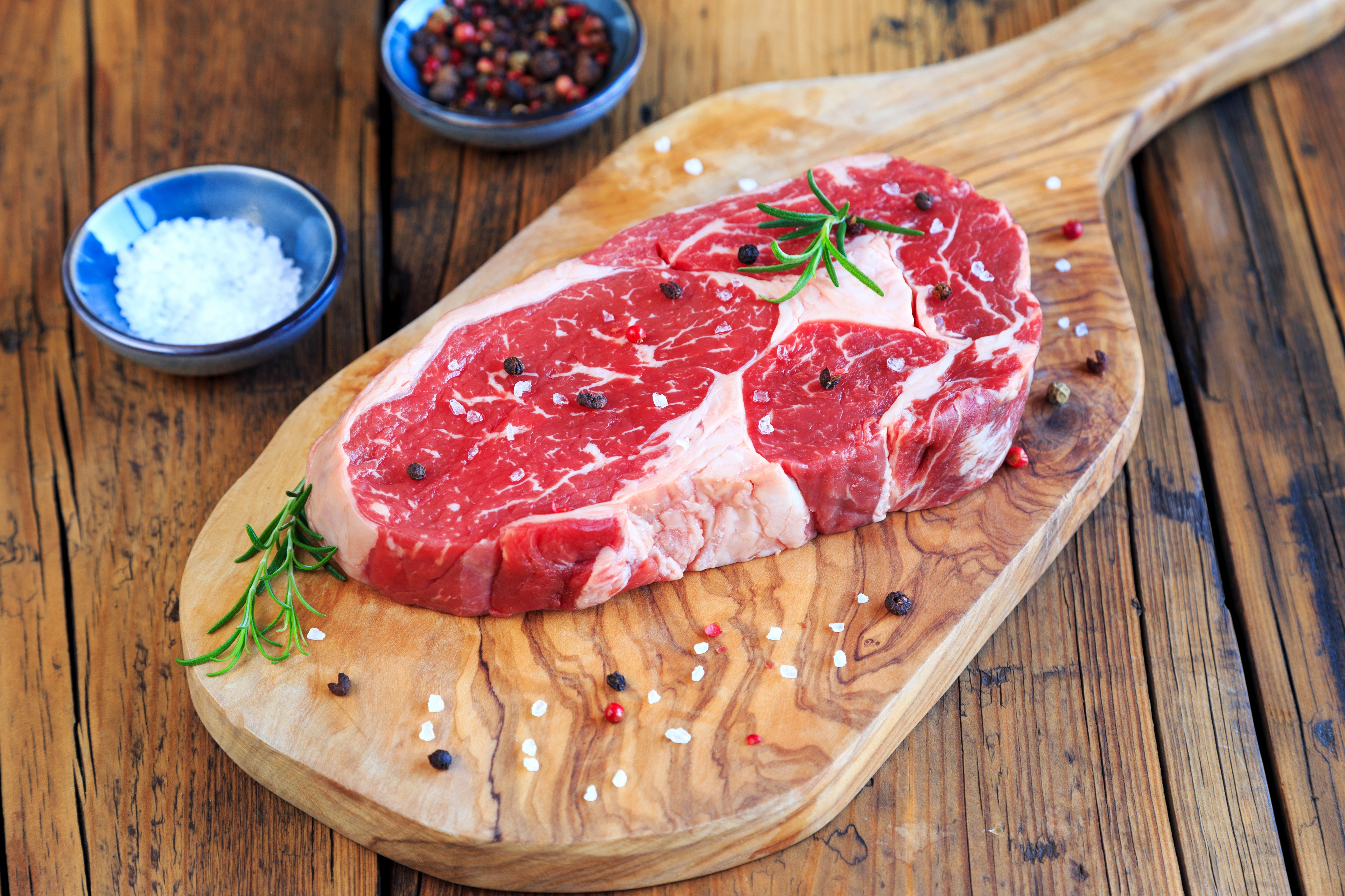 Entrecôte / Rib-Eye Steak ohne Knochen vom Schottischen Hochlandrind